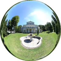 Pałac Raczyńskich w Złotym Potoku to reprezentacyjna budowla pseudo klasycystyczna z elementami neorenesansowymi. Pałac zbudował w 1856 roku Wincenty Krasiński, ojciec poety - Zygmunta Krasińskiego.