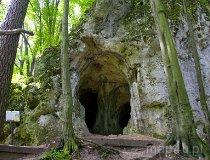 Ostrężnik. Jaskinia Ostrężnicka (fot. Agnieszka Drożdż i Jurek Hyra)