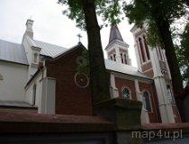 Grocholice. Kościół rzymsko-katolicki pw. Wszystkich Świętych, 1400, 1910 (fot. Piotr Solle)
