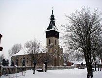 Dąbrowice. Kości&oacute;ł par. pw. św. Wojciecha i Stanisława, 1813 r. (fot. Tomasz Szwagrzak)