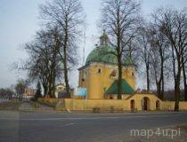 Domaniewice. Kaplica rzymsko-katolicka p.w. Narodzenia NMP, 1 poł. XVII w. Ogrodzenie (fot. Marek Krym)