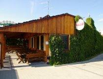 Andrespol. Kawiarnia -Pizzeria „Tropic”, ul. Rokicińska 105 (fot. Piotr Solle)