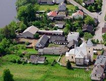 Zalesiaki. Kapliczka przydrożna (fot. Kacper Dondziak)