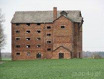 Sekursko. Zespół dworsko-parkowy. Dawny młyn (fot. Tomasz Szwagrzak)