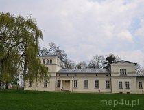 Rylsk Duży. Park z dworem (fot. Tomasz Mazurek)