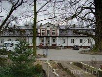 Kebliny. Dw&oacute;r, obecnie ośrodek MONAR (fot. Marek Krym)