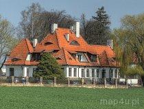 Dąbrowa-Leszczyny – zesp&oacute;ł dworsko-parkowy, po 1930 r. Przebudowany dw&oacute;r (fot. Marek Krym)