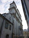 Piotrków Trybunalski. Barokowy kościół pw. św. Franciszka Ksawerego z XVIII w. w dawnym zespole klasztornym Jezuitów - Sanktuarium Matki Bożej Trybunalskiej (fot. Renata Leśniak-Kordzińska)