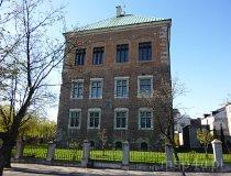 Piotrków Trybunalski. Zamek Królewski z XVI w. Murowany, dwupiętrowy. (fot. Renata Leśniak-Kordzińska)