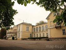 Balice. Pałac Radziwiłł&oacute;w (fot. Marek i Ewa Wojciechowscy)