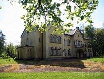 Rycz&oacute;w. Dw&oacute;r Piaseckich, XIX w. (fot. Marek i Ewa Wojciechowscy)