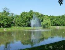 Piotrków Trybunalski. Zabytkowy park miejski im. Księcia Józefa Poniatowskiego (fot. Renata Leśniak-Kordzińska)