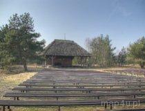 Maurzyce. Łowicki Park Etnograficzny. Wiata koncertowa (fot. Marek Krym)