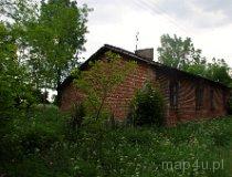 Przecznia. Zesp&oacute;ł dworsko-parkowy. Zabudowania dawnego folwarku (fot. Piotr Solle)