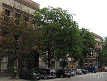 Ł&oacute;dź. Gmach dawnej przychodni należącej do Kasy Chorych Miasta Łodzi przy ul. Łagiewnickiej 34/36 (fot. Maciej Kronenberg)