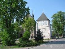 Żarn&oacute;w. Kości&oacute;ł par. pw. Kości&oacute;ł pw. św. Mikołaja. (fot. Tomasz Szwagrzak)
