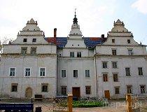 Wilk&oacute;w Wielki. Zamek (fot. Marek i Ewa Wojciechowscy)