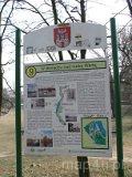 Sieradz. Ścieżka edukacyjna w Parku Miejskim (fot. Tomasz Szwagrzak)