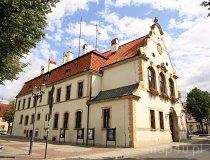 Twardog&oacute;ra. Ratusz (fot. Łukasz Konieczny)