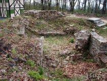 Romanów. Ruiny zamku Gromnik (fot. Łukasz Konieczny)