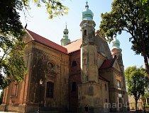 Łask. Kościół parafialny pw. Najświętszej Marii Panny i św. Michała Archanioła (fot. Marek i Ewa Wojciechowscy)