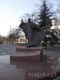 Łódź. Kościół archikatedralny pw. św. Stanisława Kostki. Pomnik (fot. Maciej Bartczak)