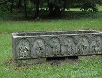 Arkadia. Park romantyczny. Lapidarium. (fot. Dominika Pusta.)