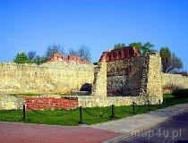 Wieluń. Mury obronne (fot. Marek i Ewa Wojciechowscy)