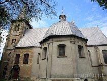 Działoszyce. Kościół pw. Świętej Trójcy (fot. Marek i Ewa Wojciechowscy)