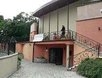 Wieluń. Restauracja "Amfiteatr", widok restauracji.
Wieluń, ul. Powstańców 1863 roku nr 3. (fot. Renata Leśniak-Kordzińska)