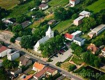 Dąbrowa. Kości&oacute;ł filialny pw. św. Wawrzyńca (fot. Kacper Dondziak)