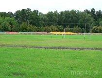 Osjaków. Stadion w Osjakowie.
Widok na boisko do piłki nożnej. (fot. Renata Leśniak-Kordzińska)