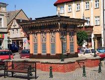 Grodzisk Wielkopolski. Studnia publiczna (fot. Marek i Ewa Wojciechowscy)