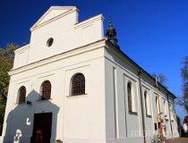 Skęczniew. Kości&oacute;ł pw. św. Tr&oacute;jcy (fot. Łukasz Konieczny)