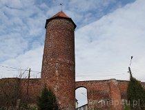 Trzebiatów. Mury Obronne i Baszta Kaszana (fot. Łukasz Konieczny)
