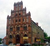 Chojna. Ratusz, obecnie biblioteka i dom kultury (fot. Marek i Ewa Wojciechowscy)