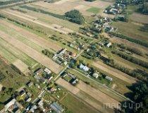 Zesp&oacute;ł kościoła mariawit&oacute;w w Grzmiącej (fot. Kacper Dondziak)