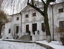Kiernozia. Zespół pałacowy, XIX w. Pałac (fot. Tomasz Szwagrzak)