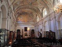 Łowicz. Zespół klasztorny Misjonarzy ob. muzeum (fot. Marek i Ewa Wojciechowscy)