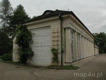 Niebor&oacute;w. Pałac Radziwiłł&oacute;w z XVIII w. Park. Oranżeria. (fot. Dominika Pusta.)