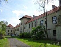 Piotrków Trybunalski. Zamek rodziny Bykowskich z XVII w., elewacja wschodnia (fot. Renata Leśniak-Kordzińska)