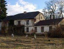 Charłupia Wielka. Zesp&oacute;ł dworski, 1 poł. XIX w. Dw&oacute;r (fot. Piotr Solle)