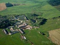 Ktery. Grodzisko stożkowate o spłaszczonym wierzchołku oraz okolone wałem i fosą jest reliktem założenia mieszkalno-obronnego z XIII-XIV w (fot. Kacper Dondziak)