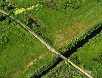 Ktery. Grodzisko stożkowate o spłaszczonym wierzchołku oraz okolone wałem i fosą jest reliktem założenia mieszkalno-obronnego z XIII-XIV w (fot. Kacper Dondziak)