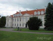 Wolbórz. Pałac biskupów kujawskich z XVIII w. (fot. Maciej Kronenberg)