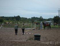 Budy Grabskie. Ośrodek jazdy konnej "Tarant". Plac ćwiczeń1. (fot. Dominika Pusta.)