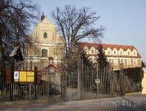 Lutomiersk. Zesp&oacute;ł klasztorny Salezjan&oacute;w (fot. Maciej Bartczak)