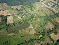 Ranczo „Natura Plus” leży w bardzo malowniczym miejscu, pomiędzy stawami, bardzo blisko ok. 500 m od rancza znajduje się duży las. (fot. Kacper Dondziak)