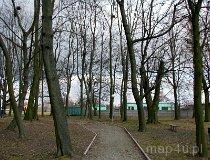 Naramice. Park podworski, obecnie wiejski (fot. Tomasz Szwagrzak)