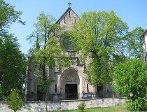 Żarn&oacute;w. Kości&oacute;ł par. pw. Kości&oacute;ł pw. św. Mikołaja. (fot. Tomasz Szwagrzak)